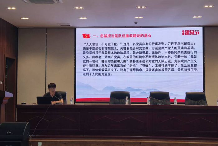 上传网站.jpg